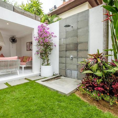 Maison Jolie Villa By Betterplace Canggu Exteriör bild